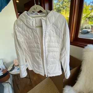 Barely worn lululemon jacket